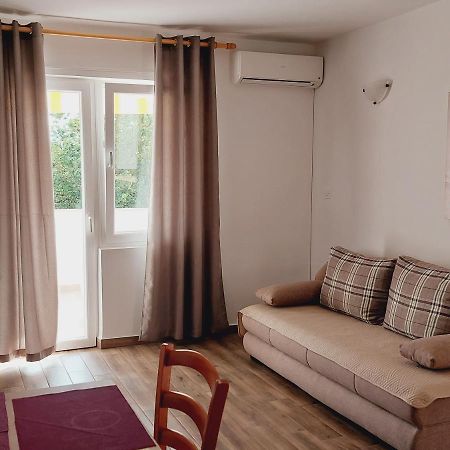 Apartments Nikola Caska Novalja Eksteriør billede