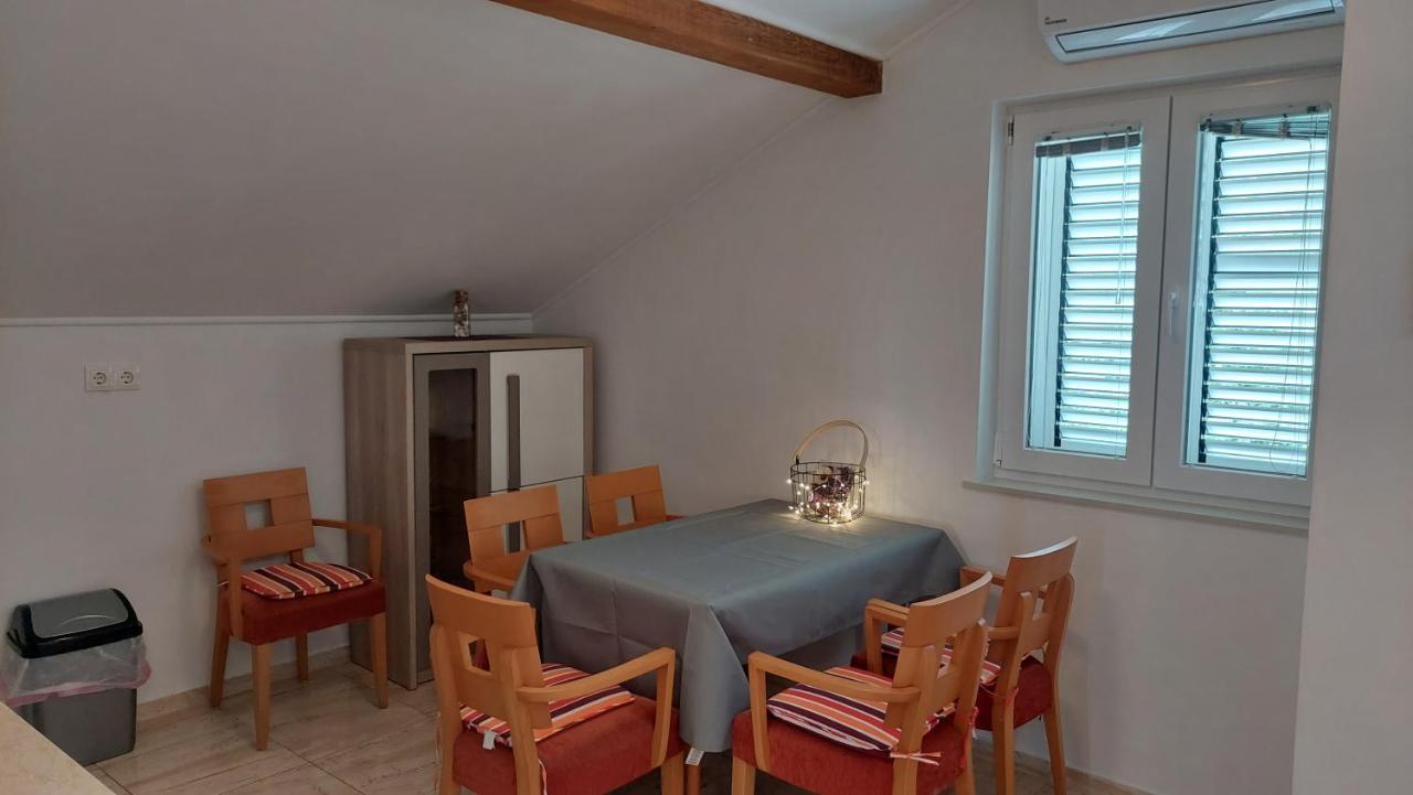 Apartments Nikola Caska Novalja Eksteriør billede