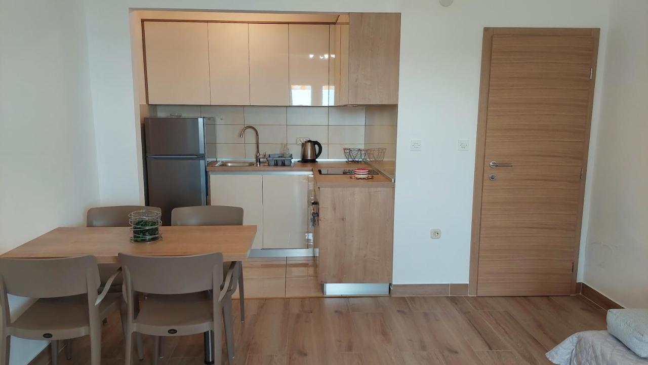 Apartments Nikola Caska Novalja Eksteriør billede