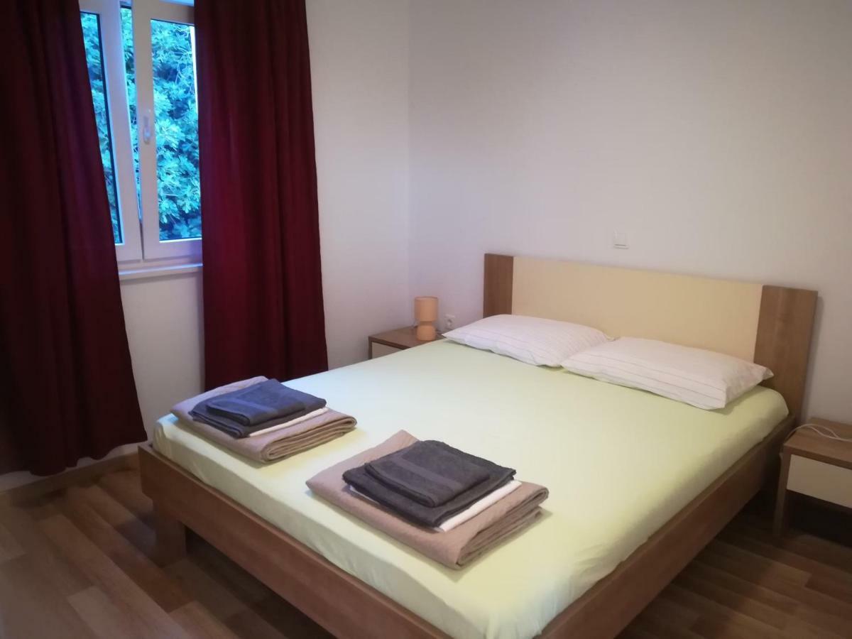 Apartments Nikola Caska Novalja Eksteriør billede