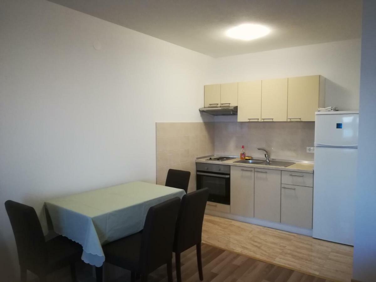 Apartments Nikola Caska Novalja Eksteriør billede