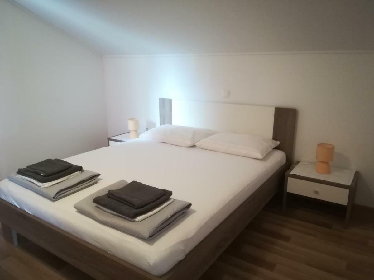 Apartments Nikola Caska Novalja Eksteriør billede