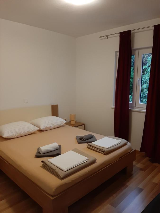 Apartments Nikola Caska Novalja Eksteriør billede